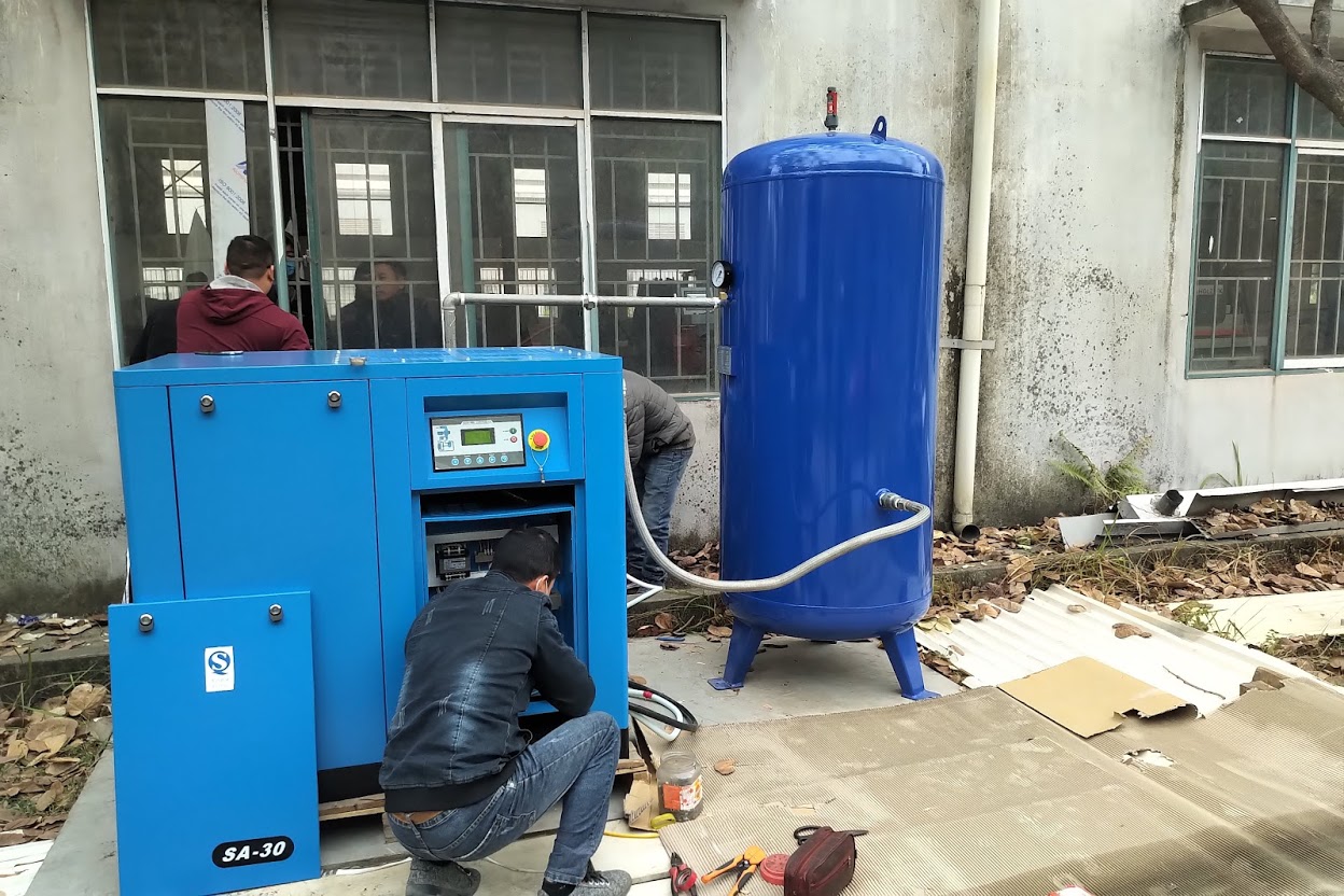 Lắp đặt hệ thống nén khí  Nội Thất Minh Dũng