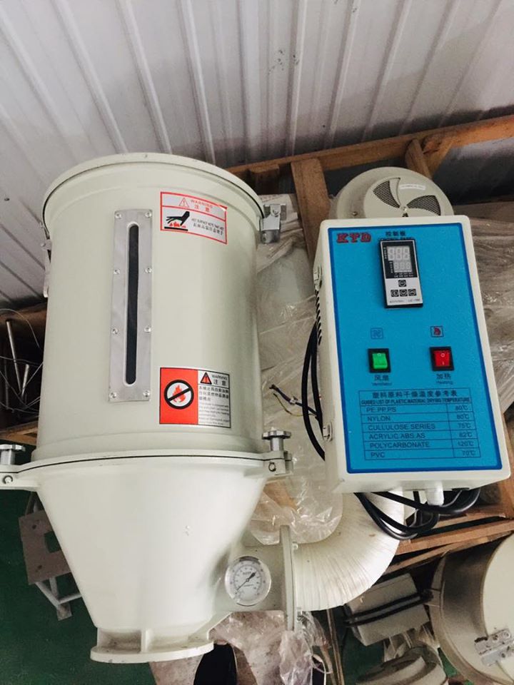 Phễu sấy nhựa C02